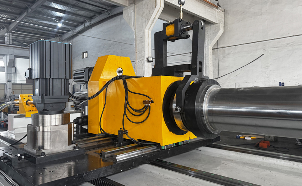 Vollautomatische Rohrbiegemaschine der CNC-L-Serie mit servohydraulischer Steuerung