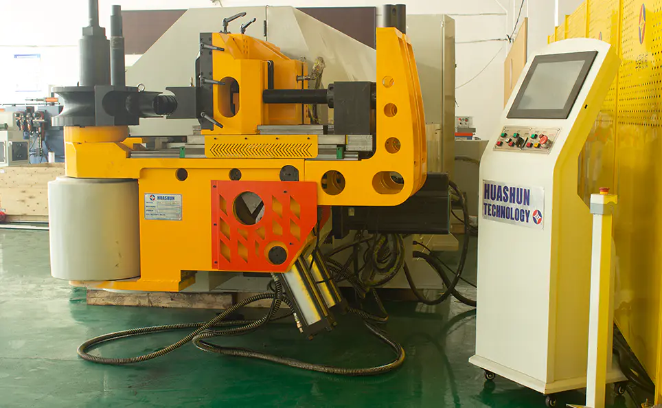 Vollautomatische Multiradius-Rohrbiegemaschine der CNC-M-Serie