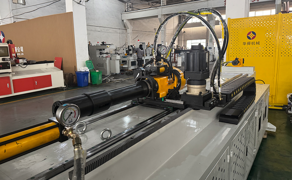 Vollautomatische Rohrbiegemaschine der CNC-S-Serie mit optionaler Simulationsfunktion