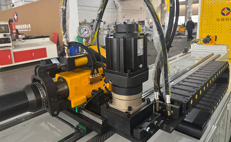 Vollautomatische Rohrbiegemaschine der CNC-S-Serie mit optionaler Simulationsfunktion