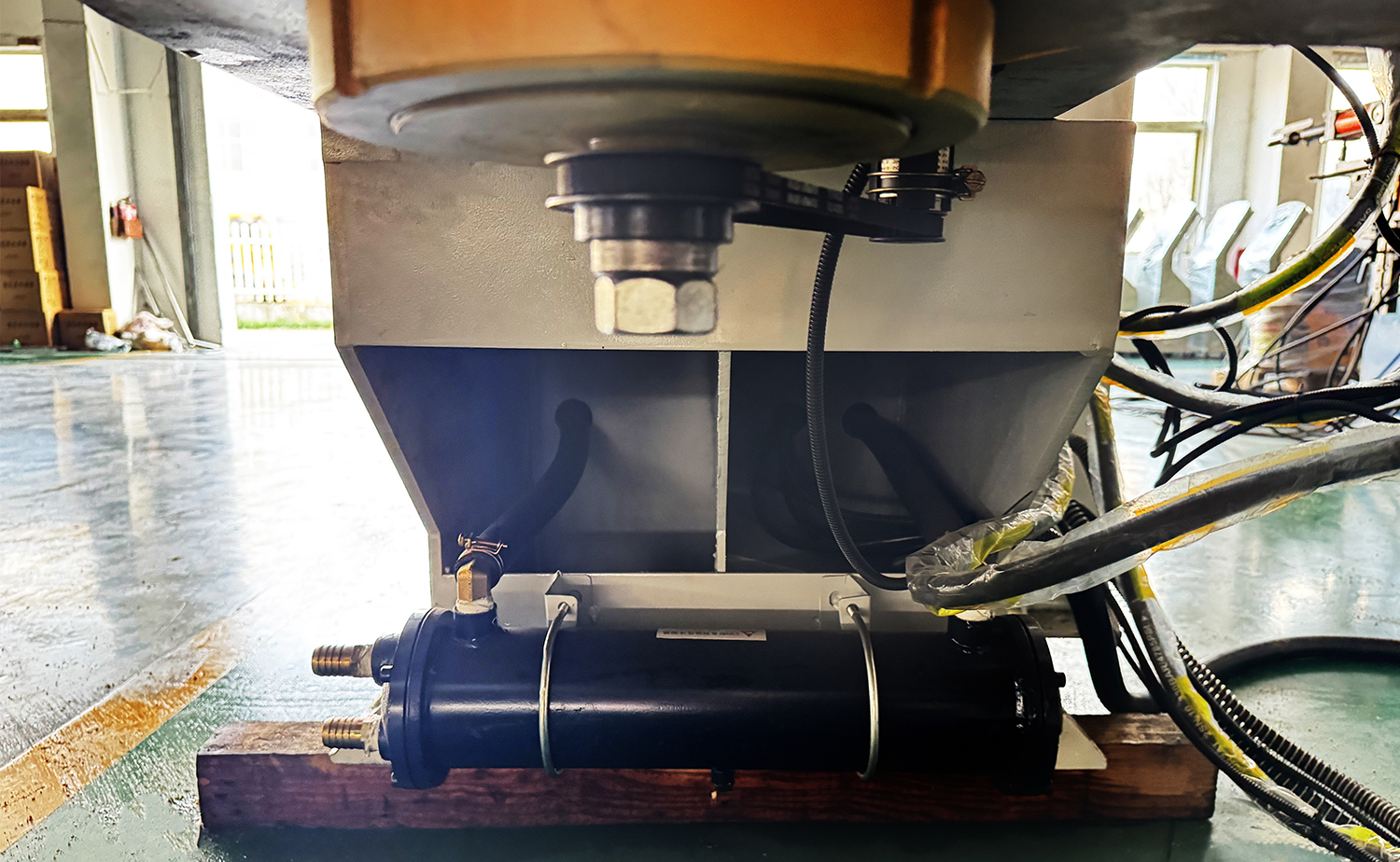 Hydraulische Rohrbiegemaschine der NC M-Serie mit Dornsteuerung