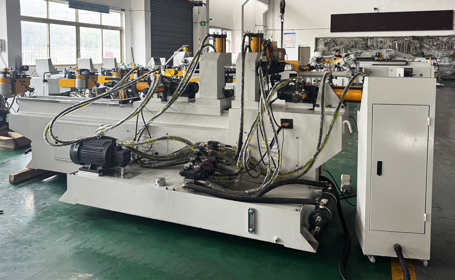 DTM100 Doppelkopf-Endenformmaschine – Doppelkopf DTM100 Doppelkopf-Endenformmaschine – Doppelkopf