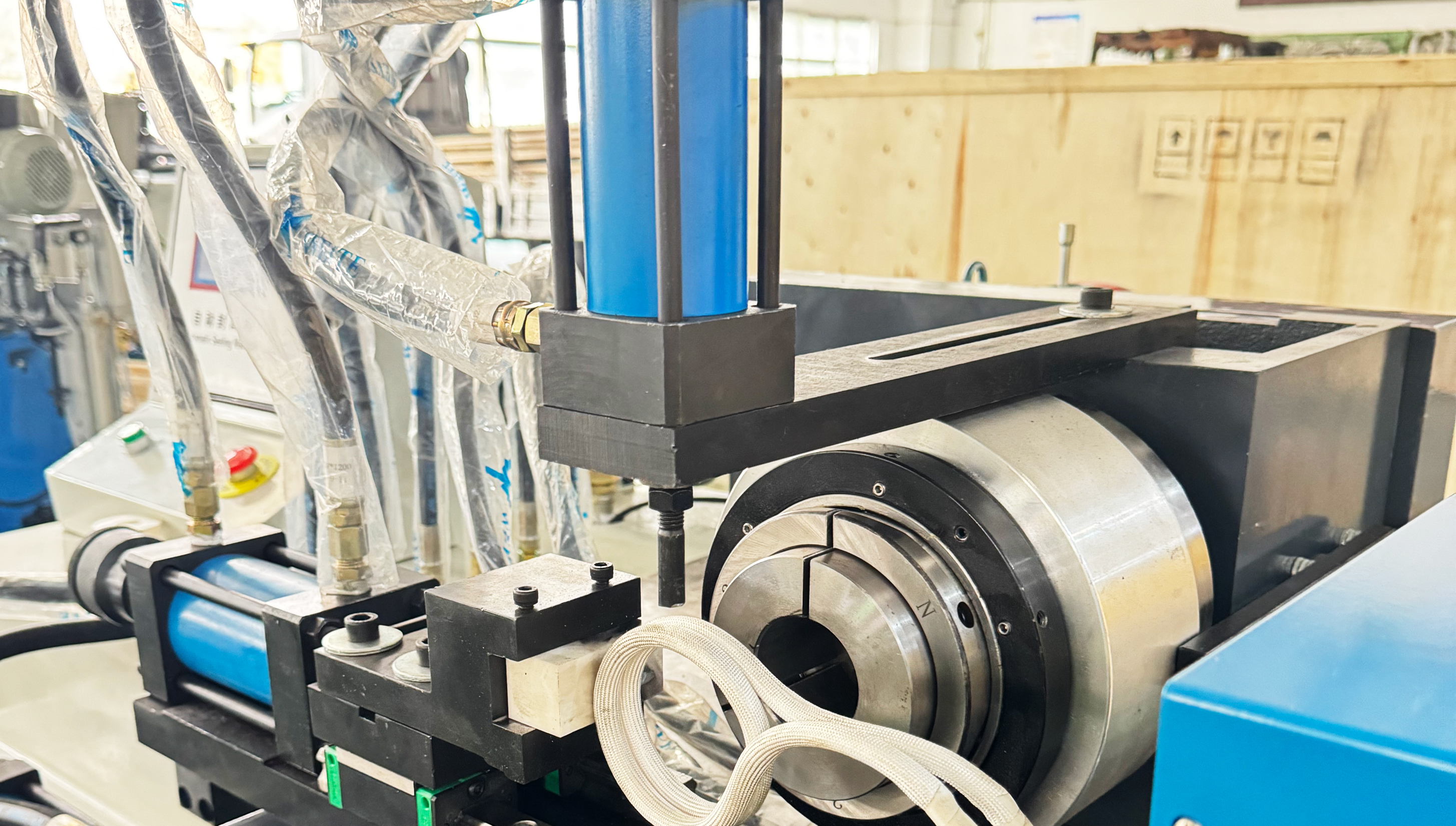TM-S-40/60/80 Hocheffiziente automatische Rohrversiegelungsmaschine