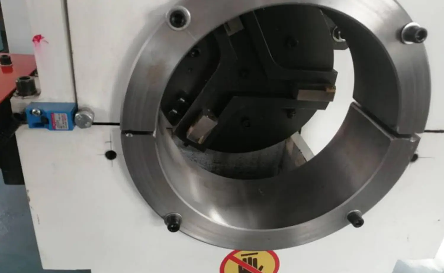 Einkopf-Rohranfasmaschine der EF PV2-Serie für Metallrohre Einkopf-Rohranfasmaschine der EF PV2-Serie für Metallrohre