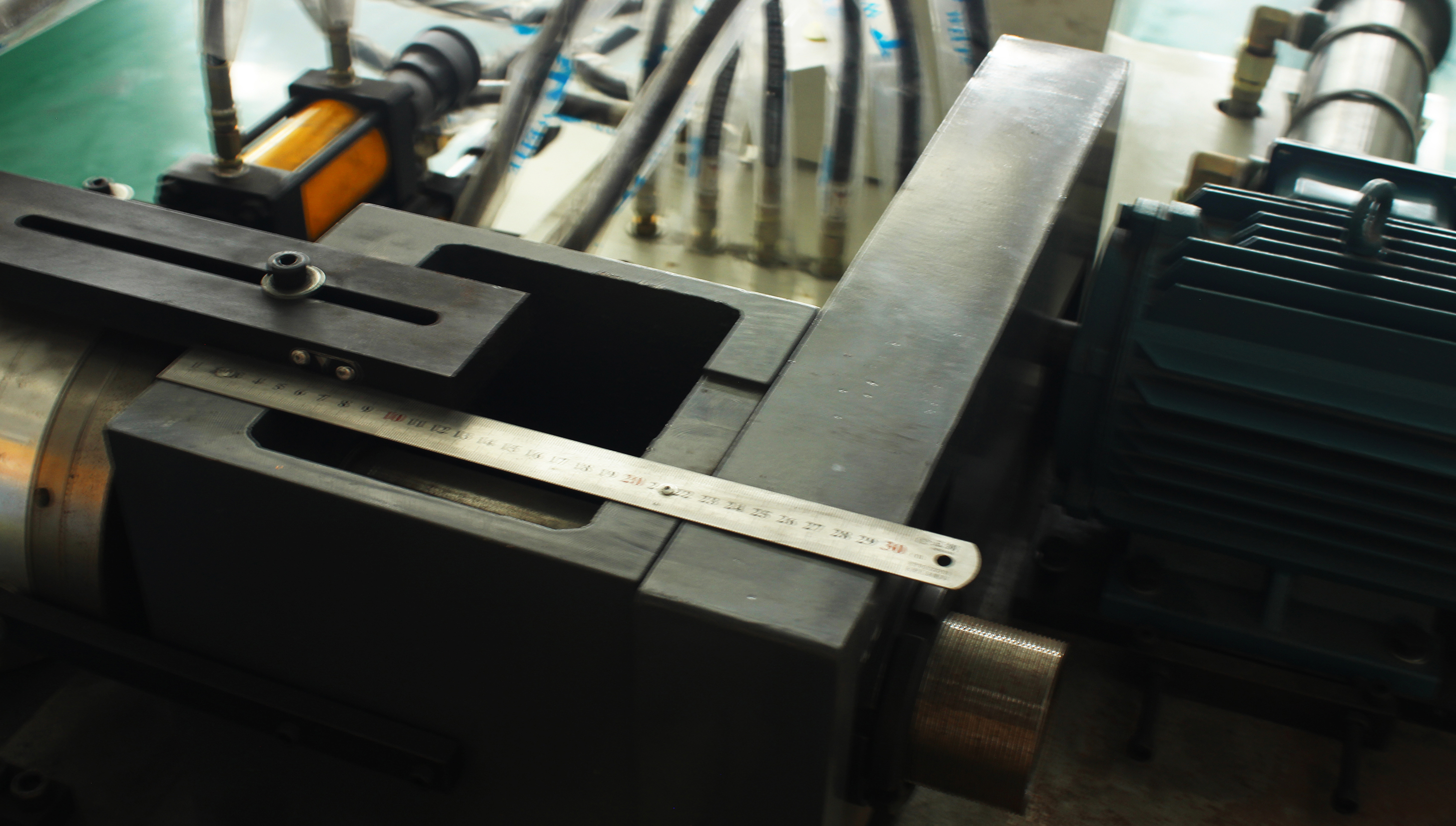 TM-S-40/60/80 Hocheffiziente automatische Rohrversiegelungsmaschine