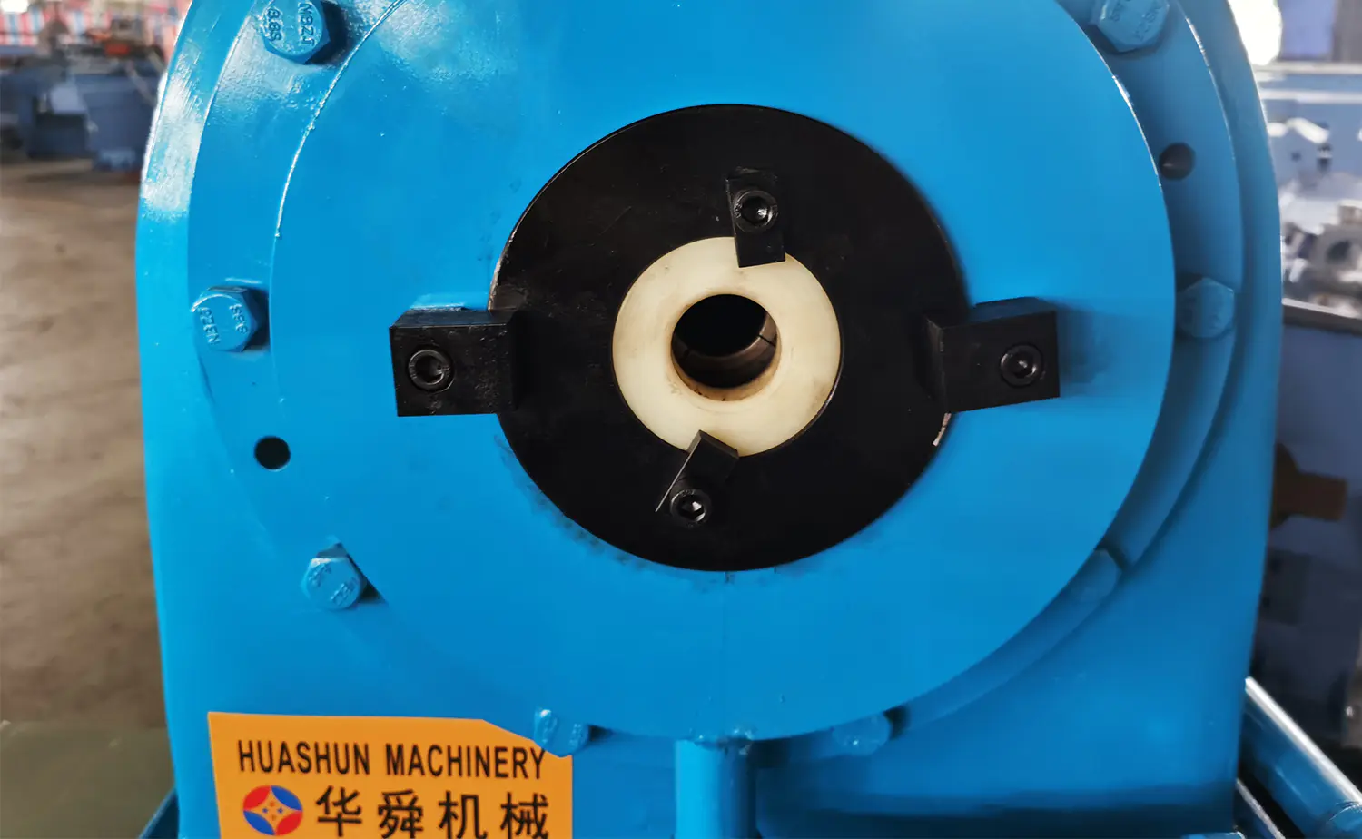 ZTM-50/60/76/114 Multimaterial anwendbare halbautomatische Kegelrohr-Reduziermaschine