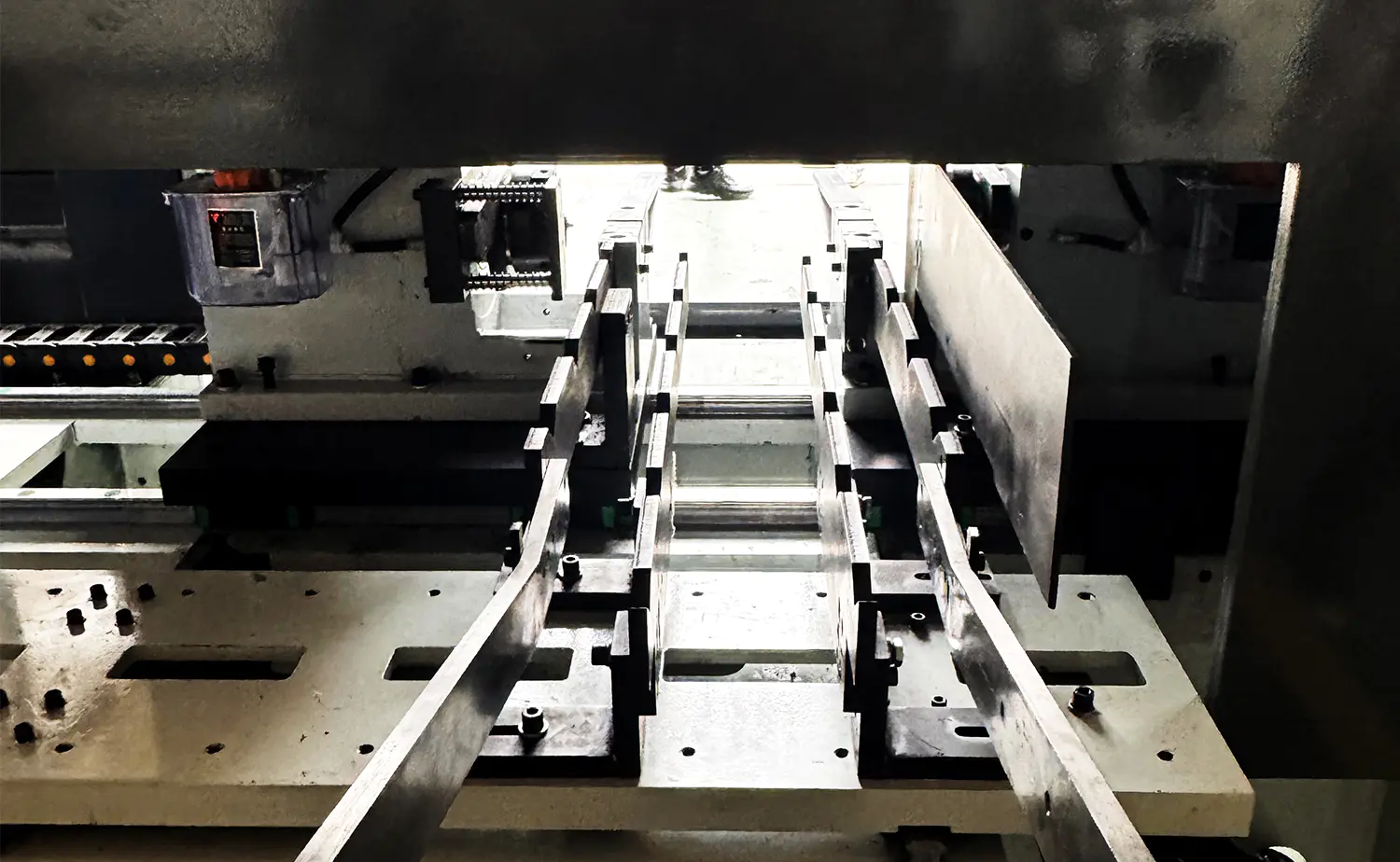 Hochstabile Servo-Rohranfasmaschine der DEF80CNC-Serie