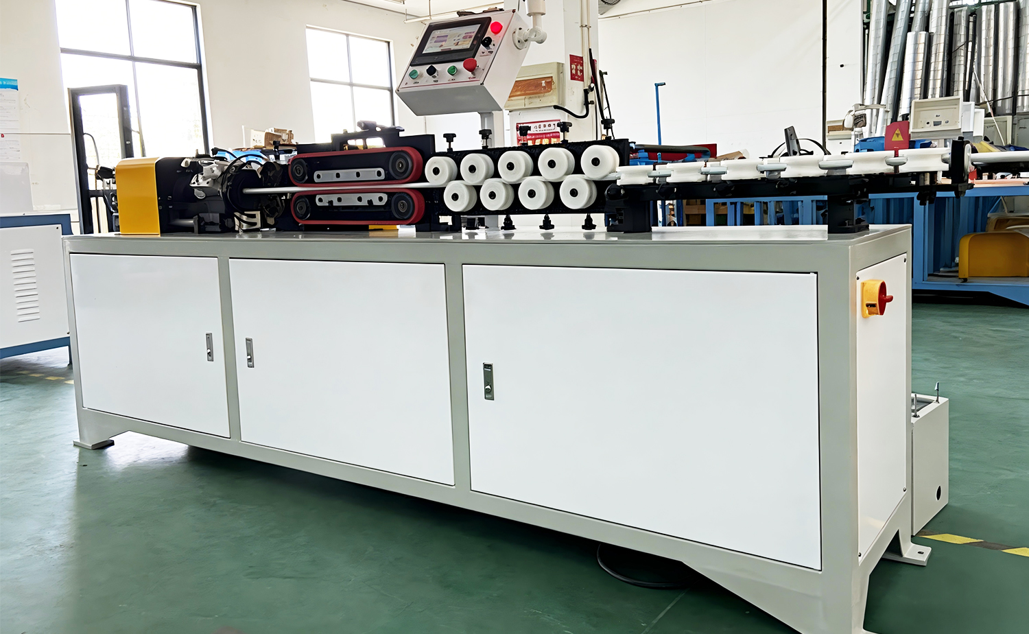 SC-30 Spanlose Rohrricht- und Schneidemaschine